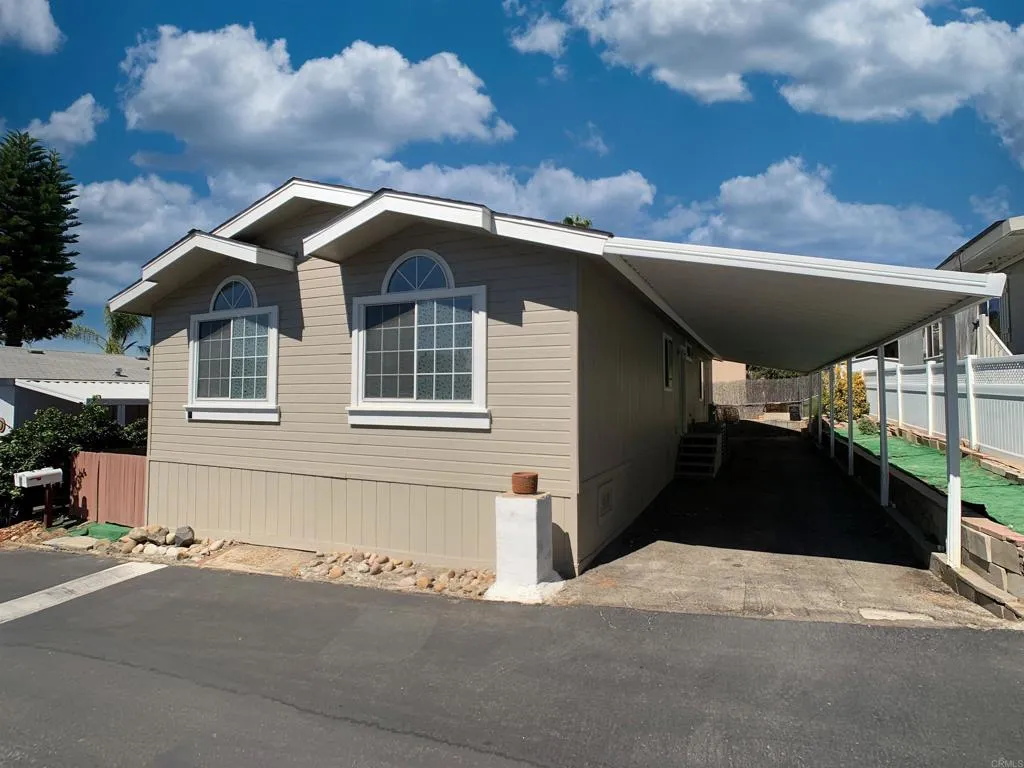 12530 Royal Rd Unit 14 — photo