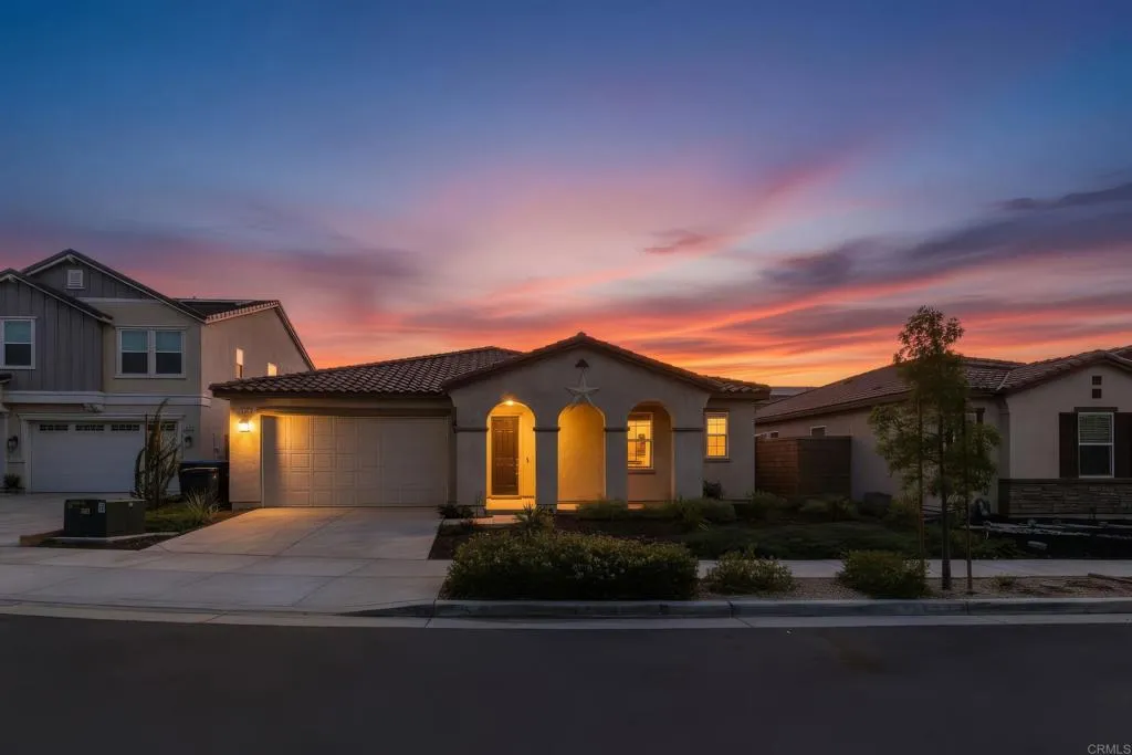 25866 Hollow Point Court — photo