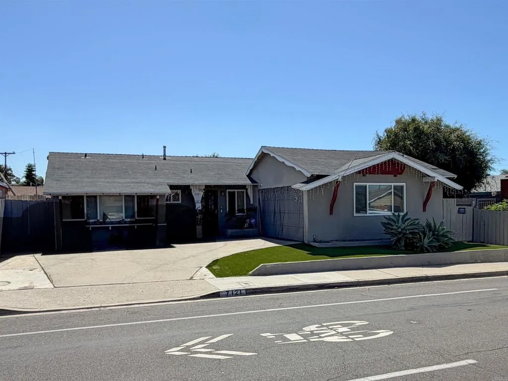 7121 Skyline Dr — photo