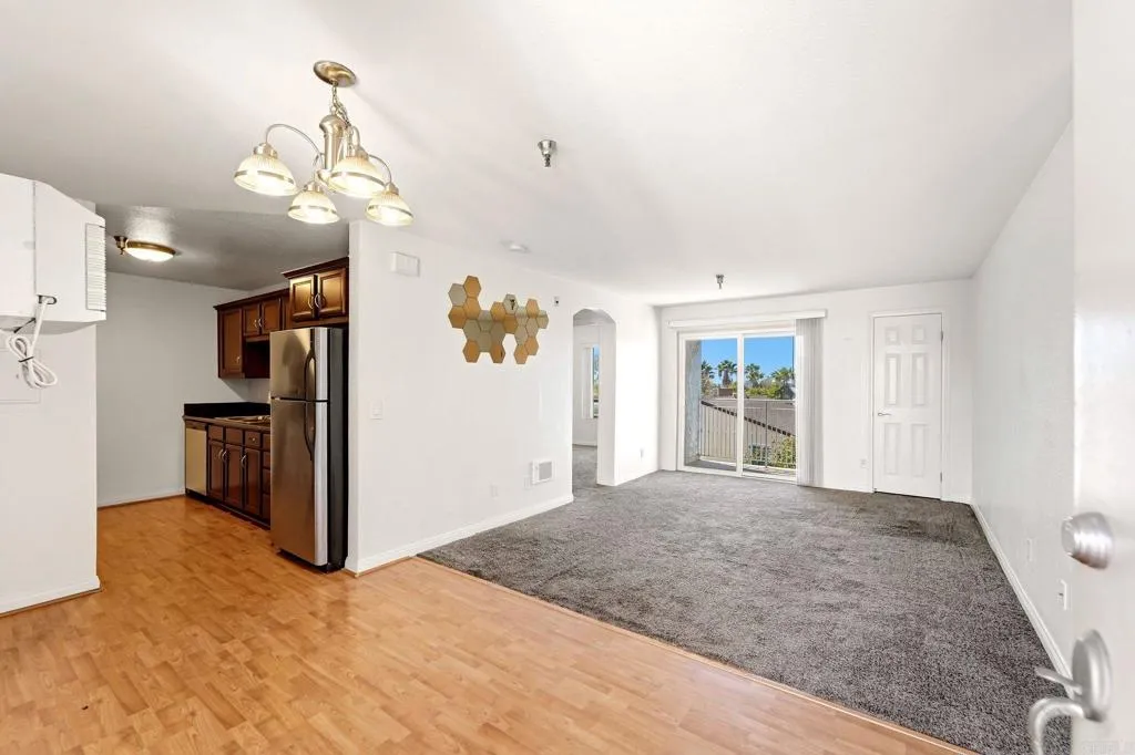 5252 Orange Avenue Unit 221 — photo