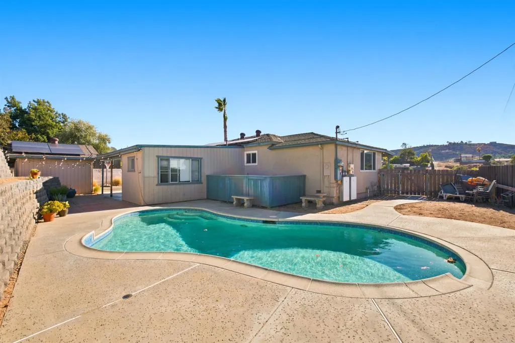 12038 Los Amigos Way — photo