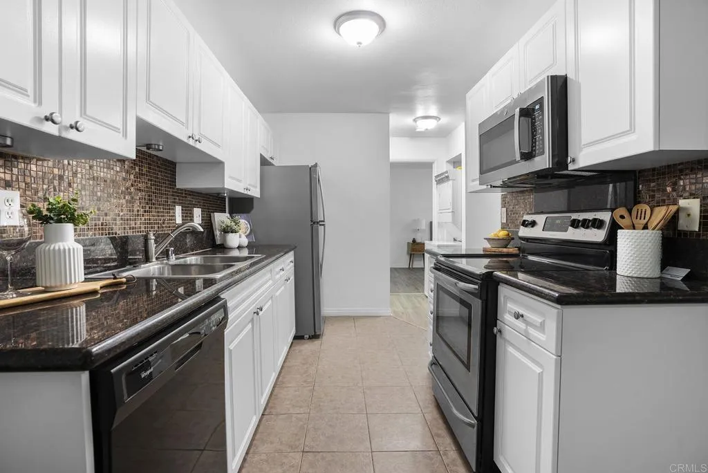 3040 Alta View Drive Unit 106 — photo