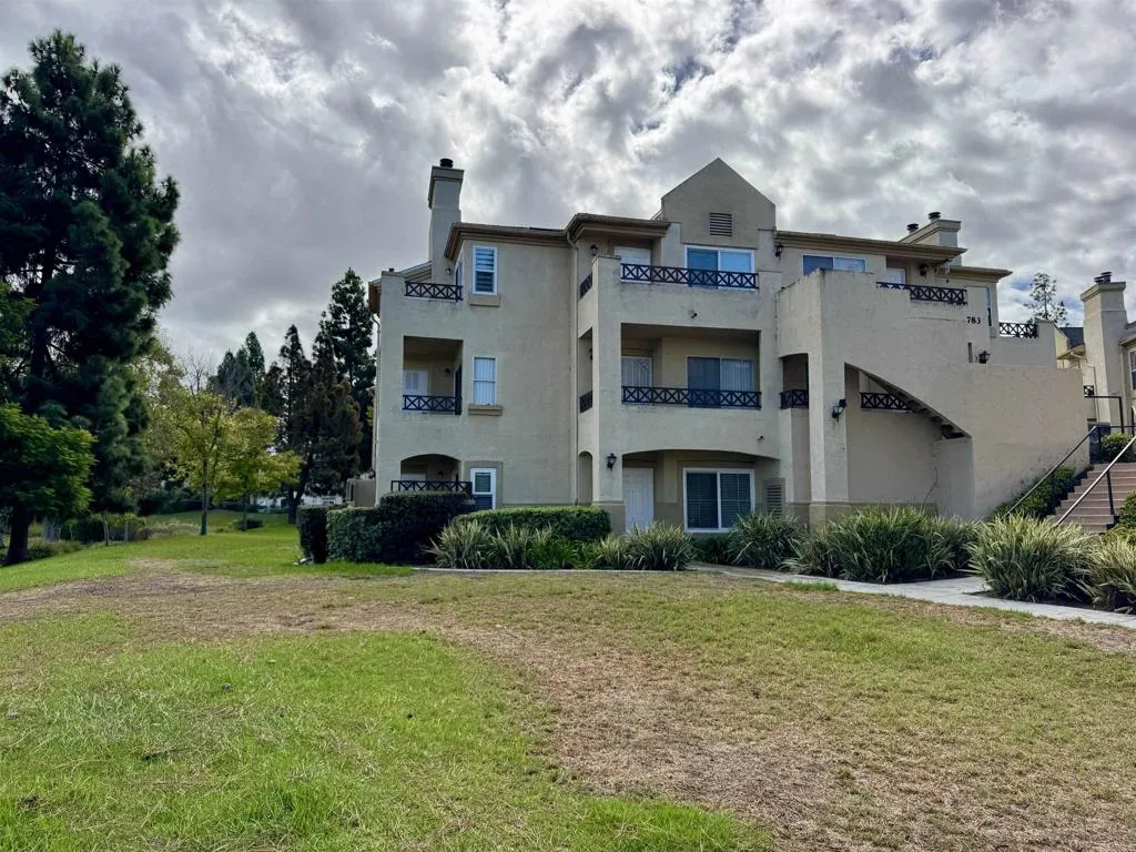 783 Brookstone Road Unit 101 — photo