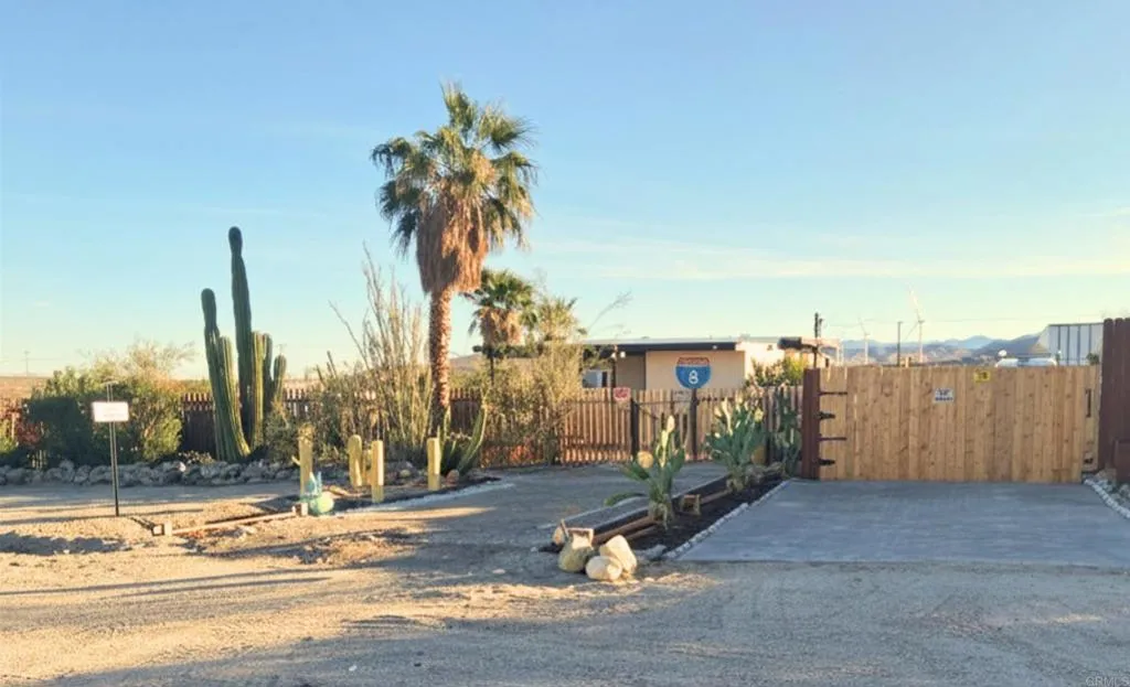 15 Agate Road, Ocotillo, CA 92259 — photo 2