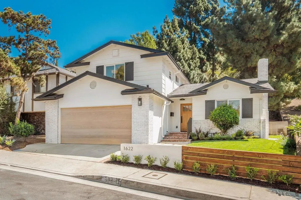1622 Sunny Heights Dr — photo
