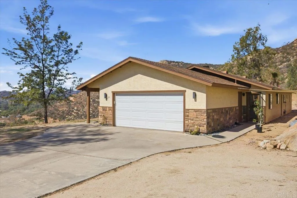 13676 Willow Road, Lakeside, CA 92040 — photo 2