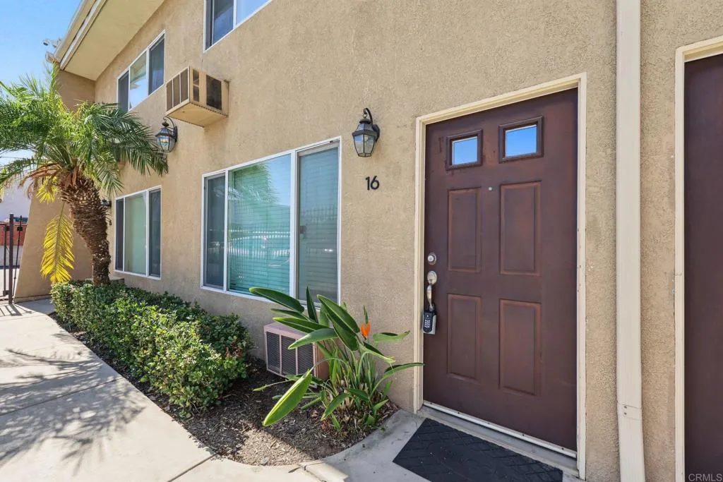 1321 Greenfield Drive Unit 16 — photo