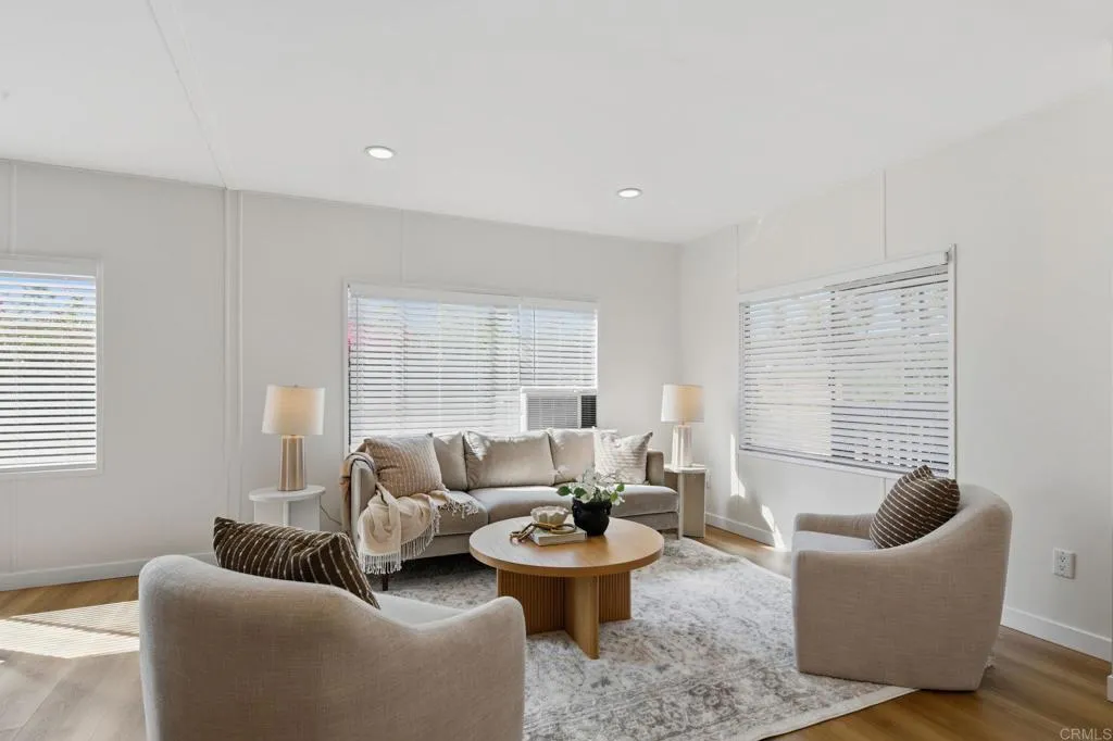 1815 Sweetwater Unit 1 — photo