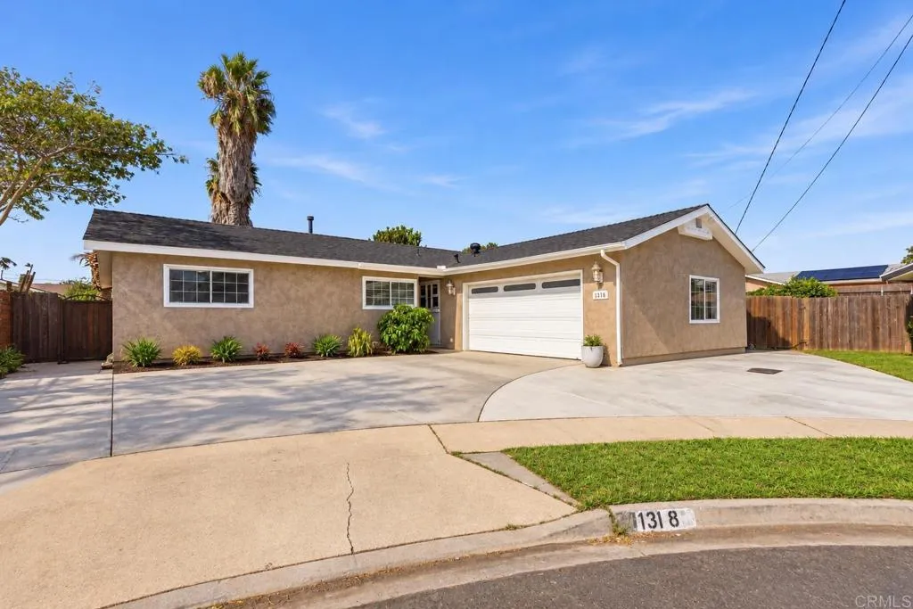 1318 Hermes Court — photo