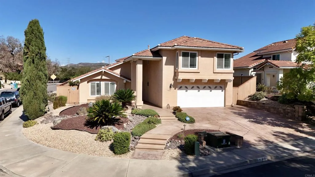 11810 Calamar Drive — photo