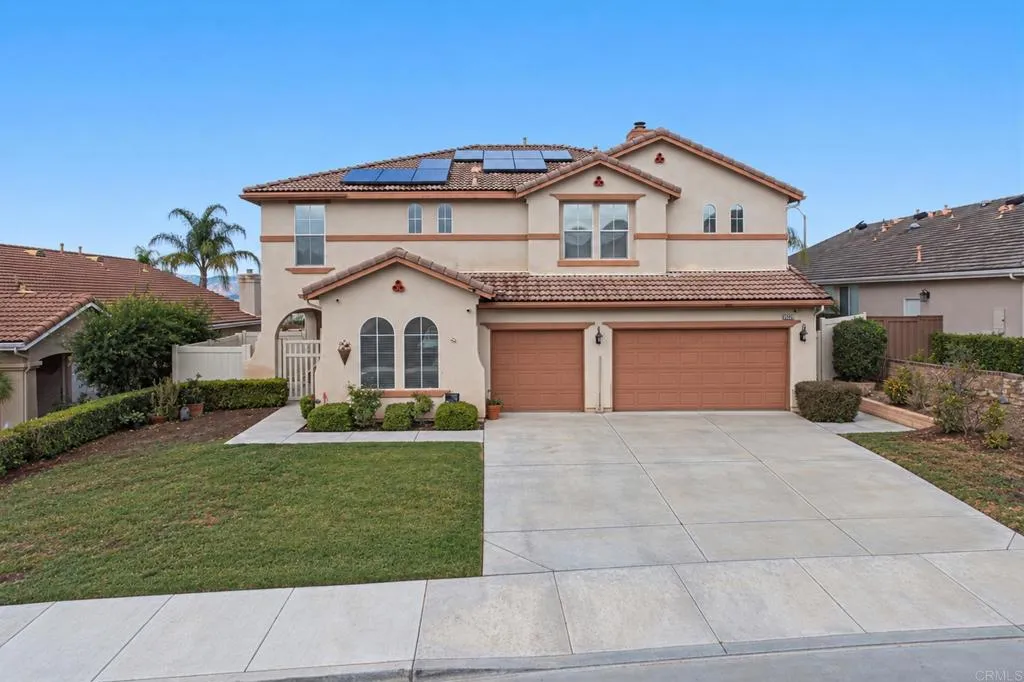35223 El Diamante Dr — photo