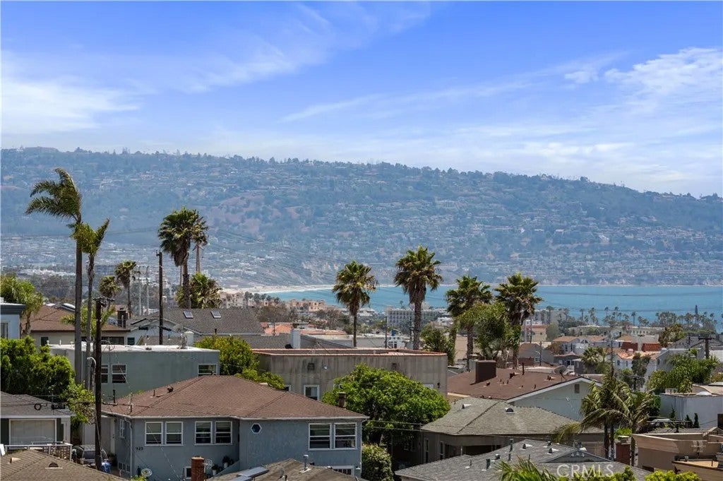 867 Aubrey Court 1 — photo