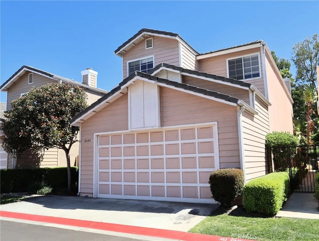 2604 Woodbury Drive — photo