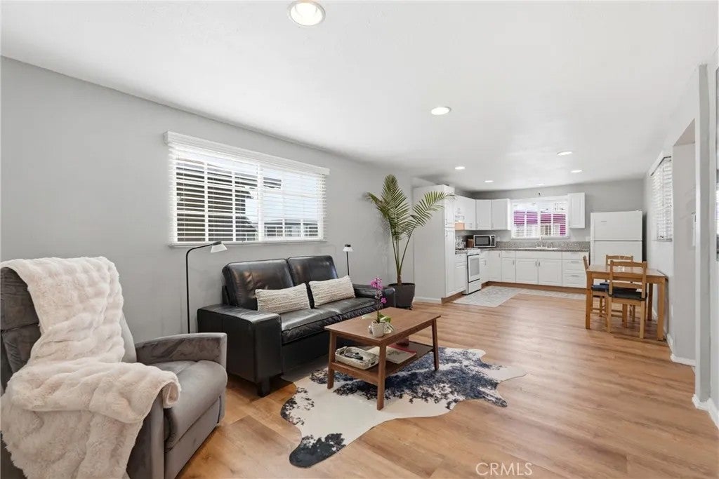16511 Garfield Avenue B65 — photo