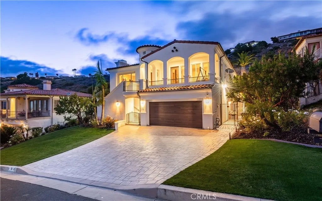 33 Nuvola Court — photo