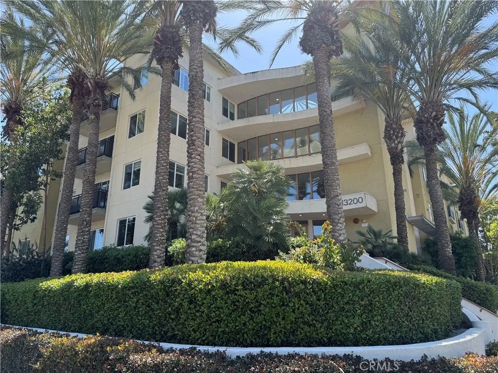 13200 Pacific Promenade 217 — photo