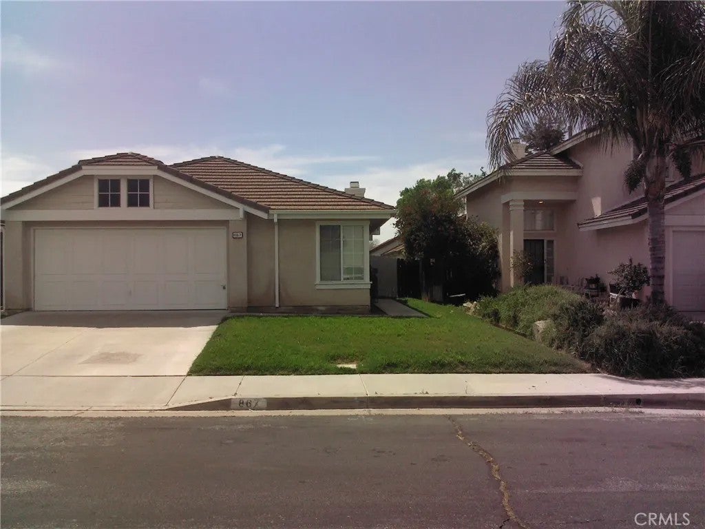 867 Sweetpea Street — photo