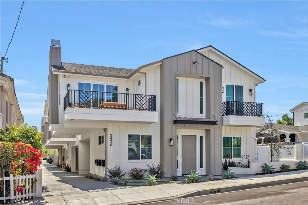 2420 Ives Lane — photo