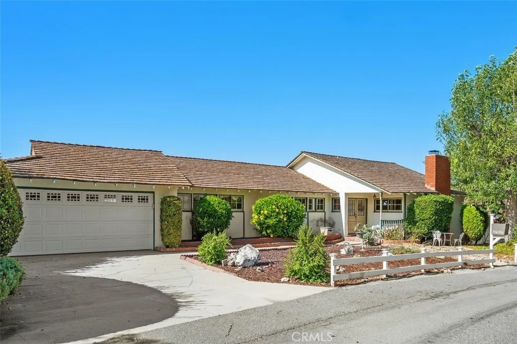 27527 Rainbow Ridge — photo