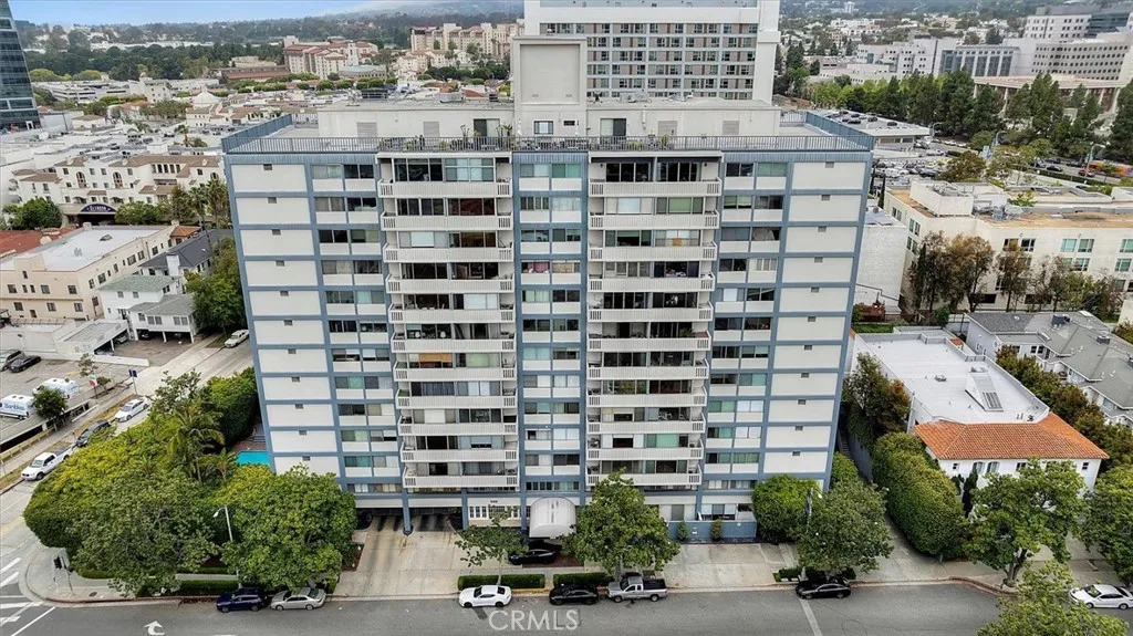 969 Hilgard Avenue Unit 1006 — photo