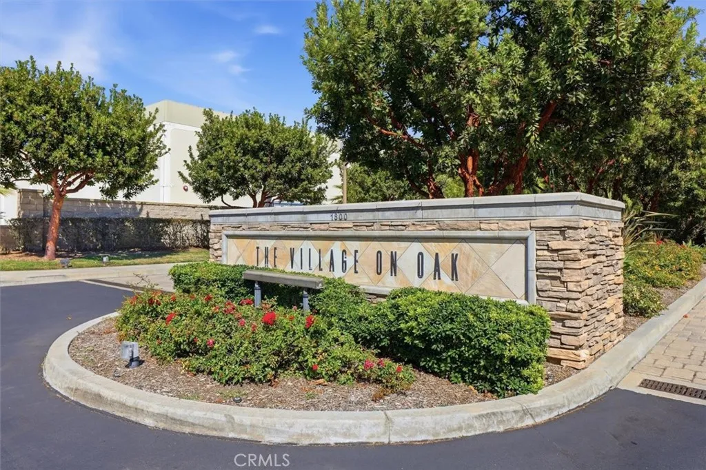 1800 Oak Unit 515 — photo