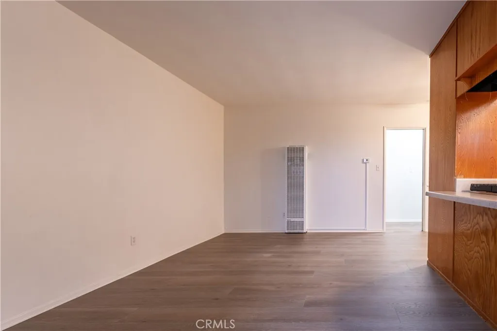 5305 Lorna Street Unit B — photo