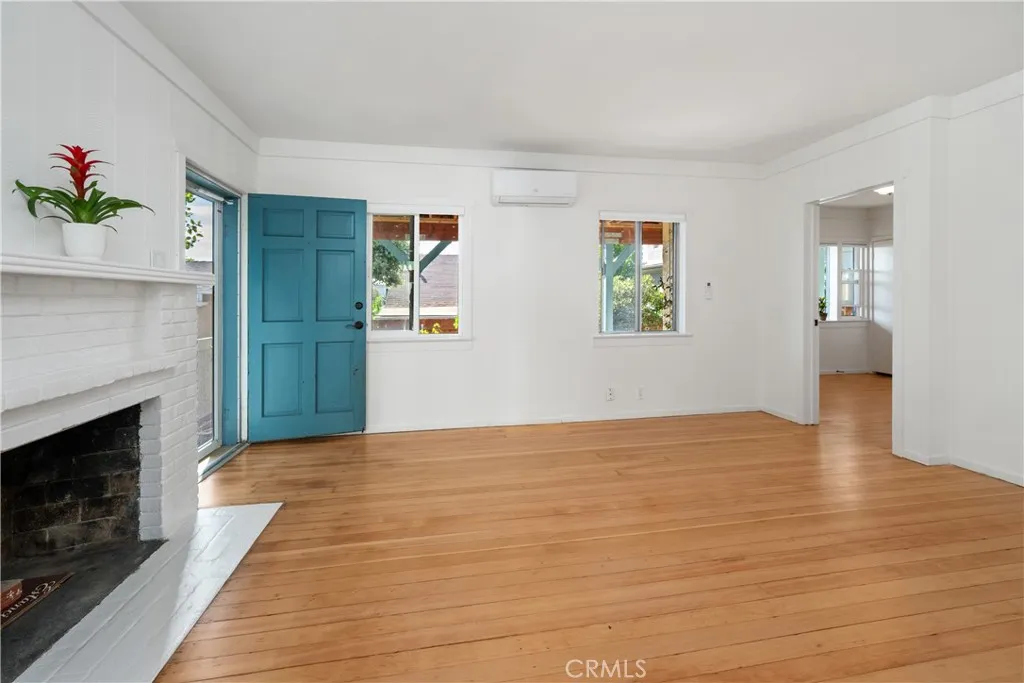 2511 Ozone Court — photo