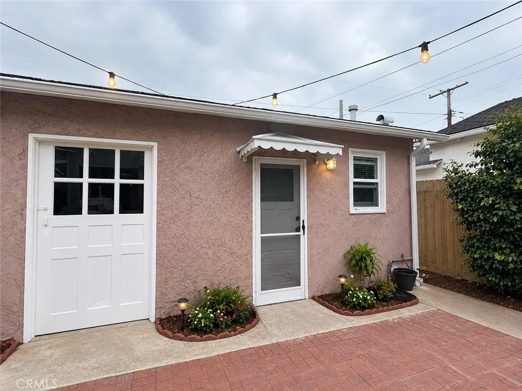 1520 Beech Avenue Unit 1/2 — photo
