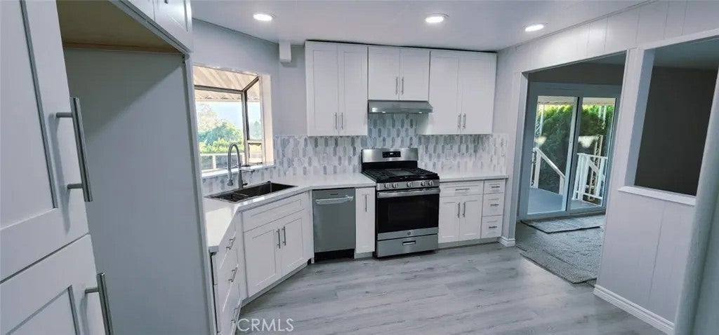 41435 Sycamore Avenue — photo