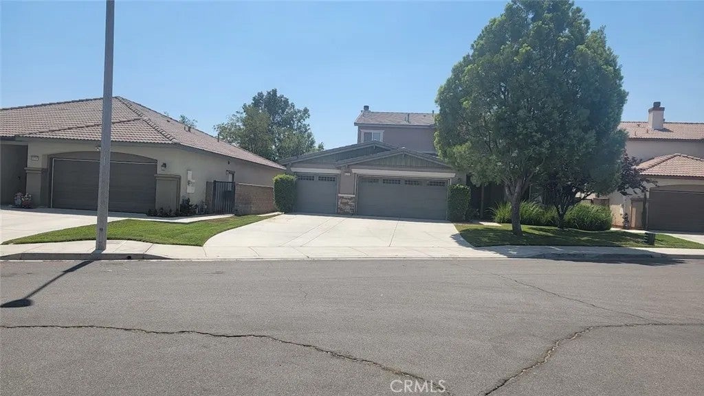 35781 Bobcat Way — photo
