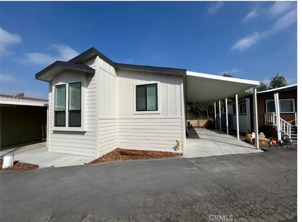 17261 Gothard 13 — photo