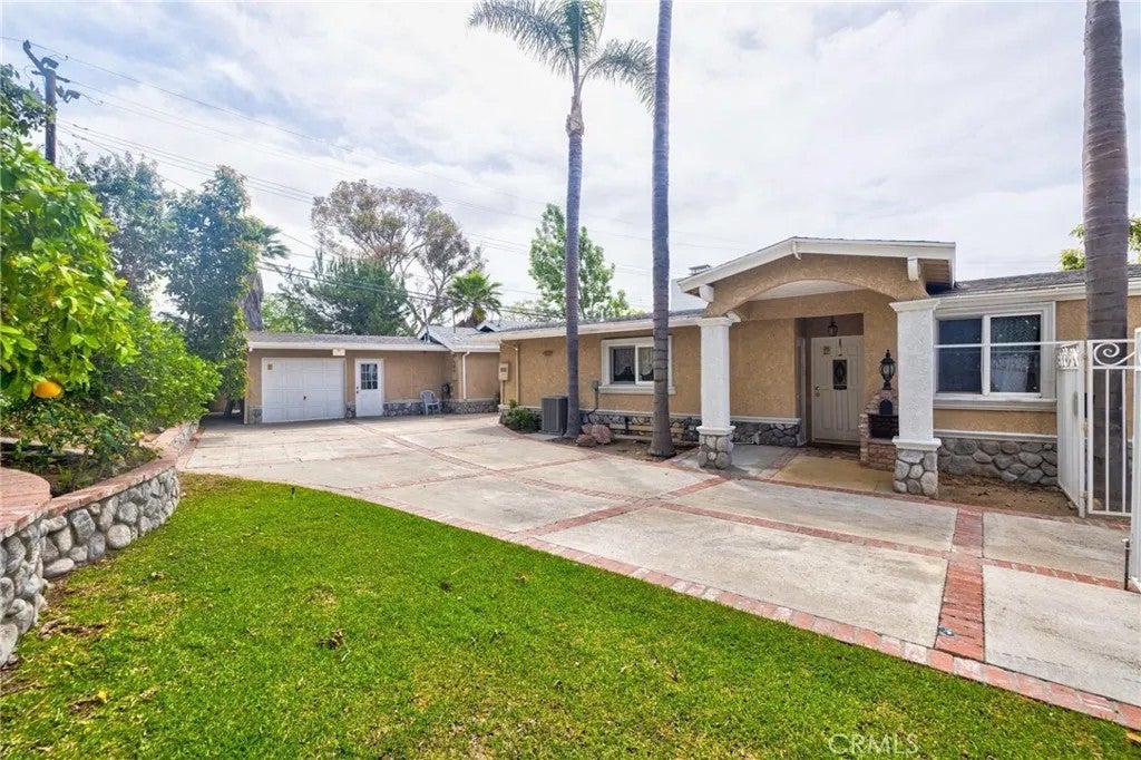 16875 Sausalito Drive — photo