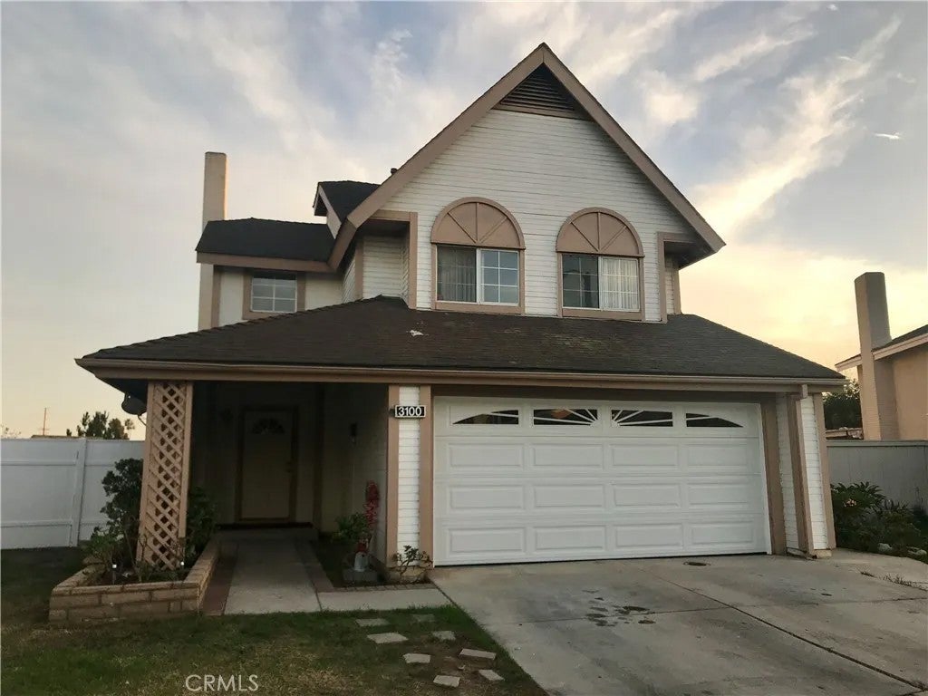 3100 Jeannie Cmn — photo