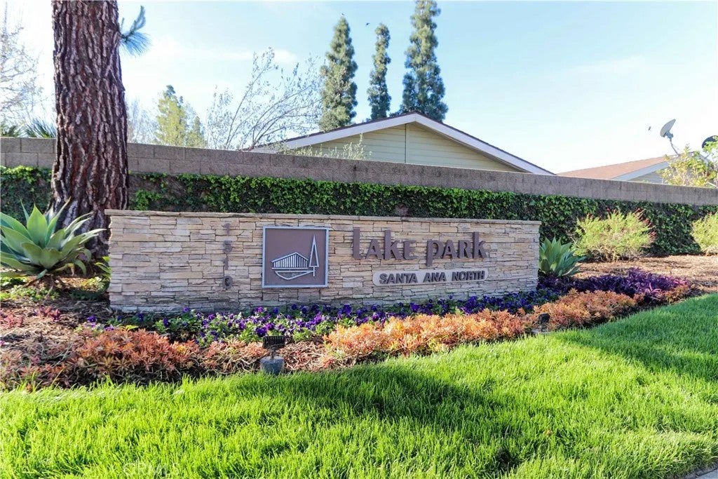 2528 Park Lake 108 — photo