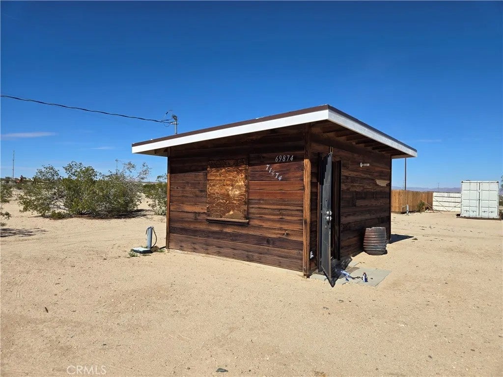 69874 Sunny Sands — photo