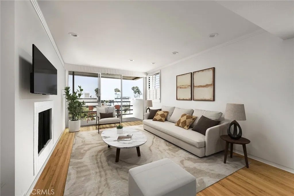 2960 Neilson Way 301 — photo