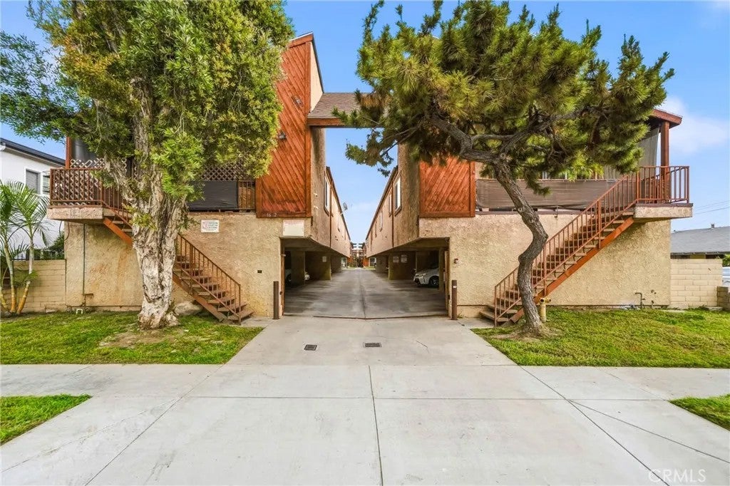 16322 Eucalyptus Avenue 7 — photo