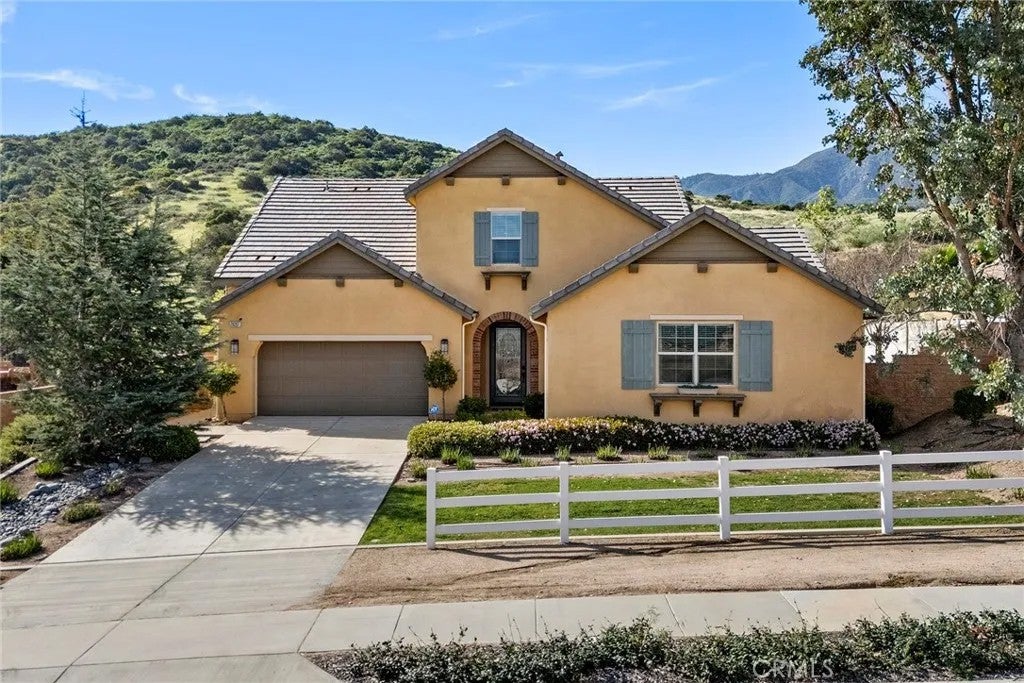 26261 Santiago Canyon — photo