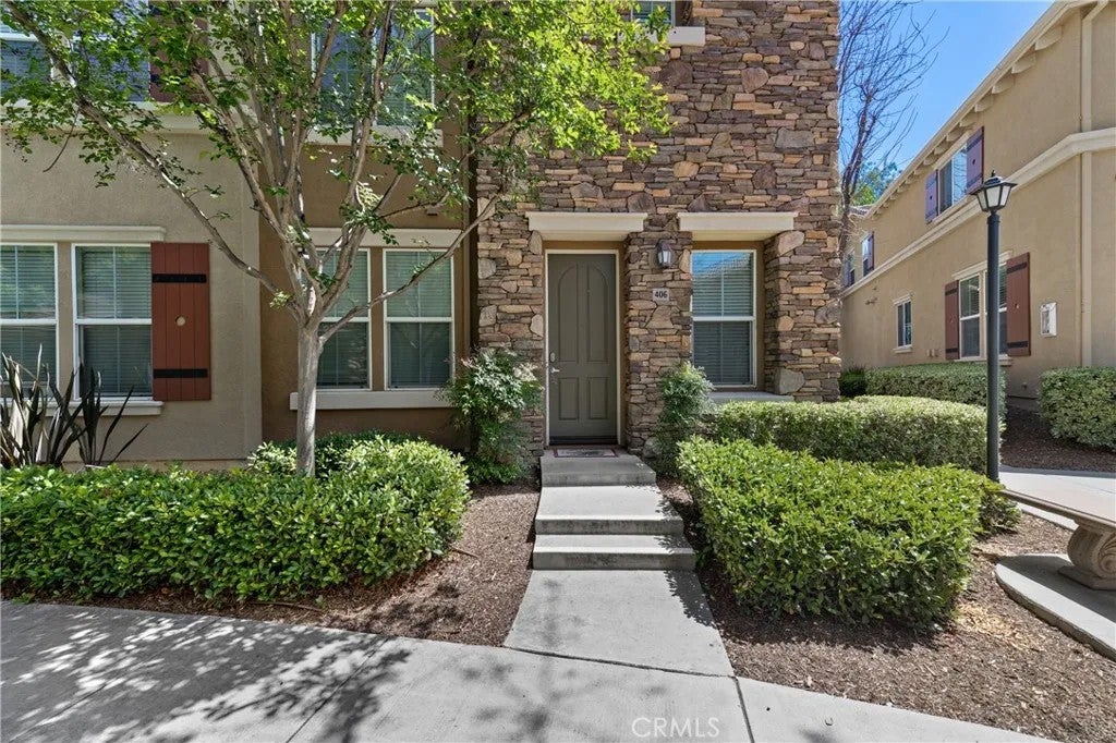 30505 Canyon Hills Road 406 — photo