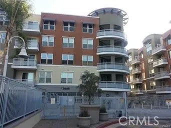 12668 Chapman 2104 — photo