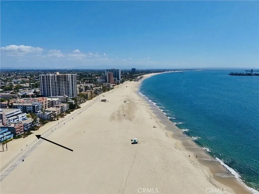 1174 E Ocean 10 — photo