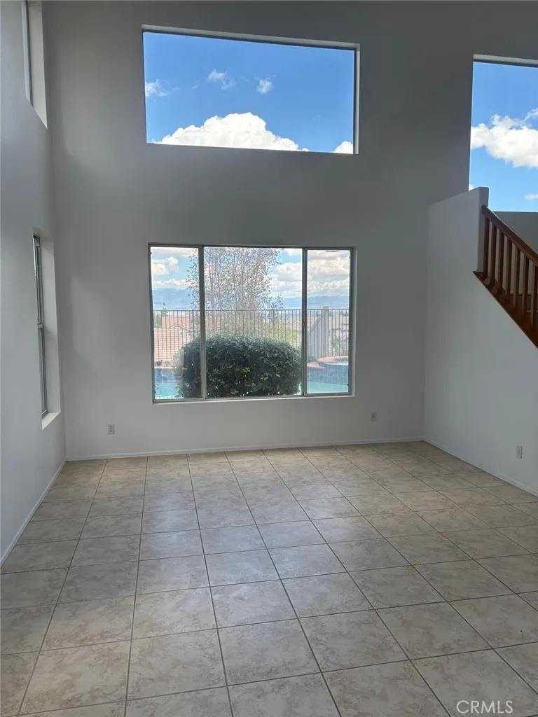 731 Raphael, Corona, CA 92882 — photo 3