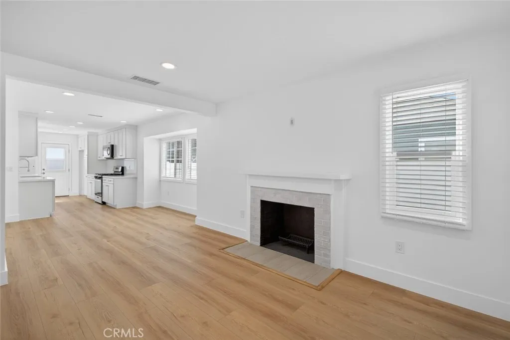 155 Pasadena, Tustin, CA 92780 — photo 3