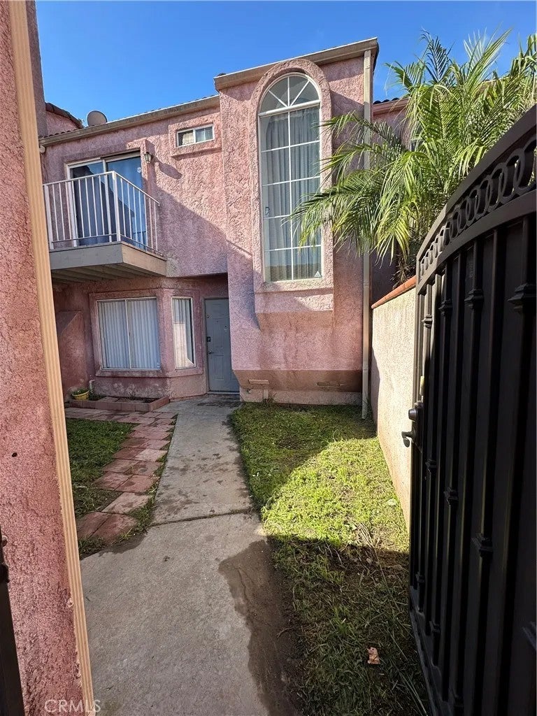 165 Racquet Club Drive — photo