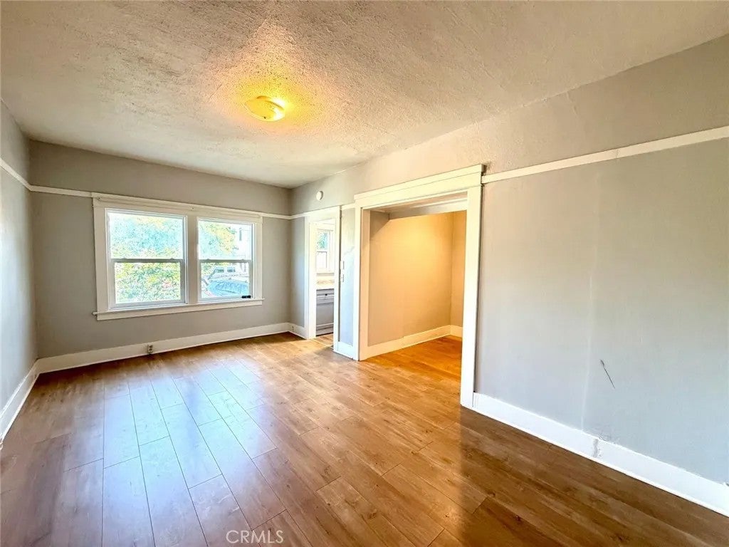 354 Chestnut Avenue 4 — photo