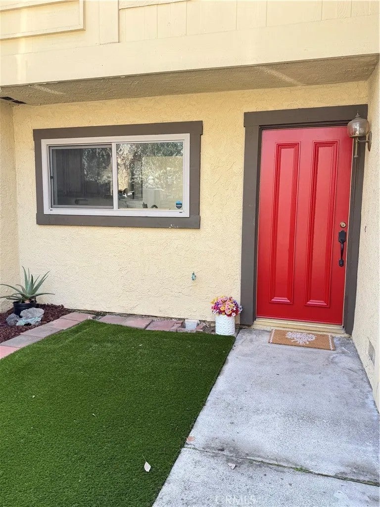 2618 N Tustin D/34 — photo