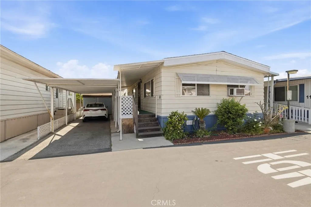401 W Carson #10, Carson, CA 90745 — photo 2