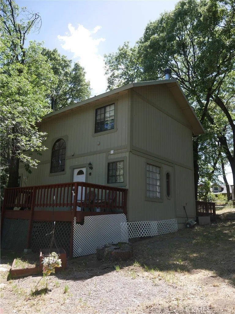 1610 Grass Valley — photo