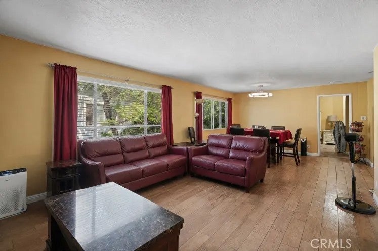 18601 Collins D30 — photo