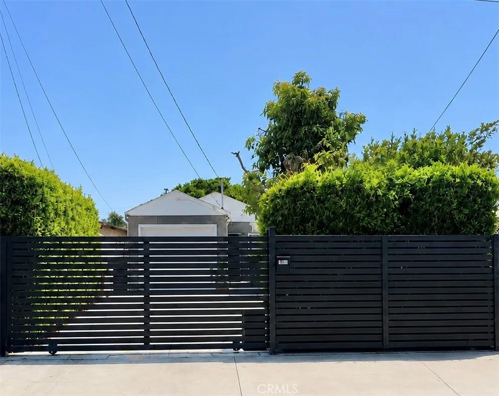 11818 Cheshire — photo